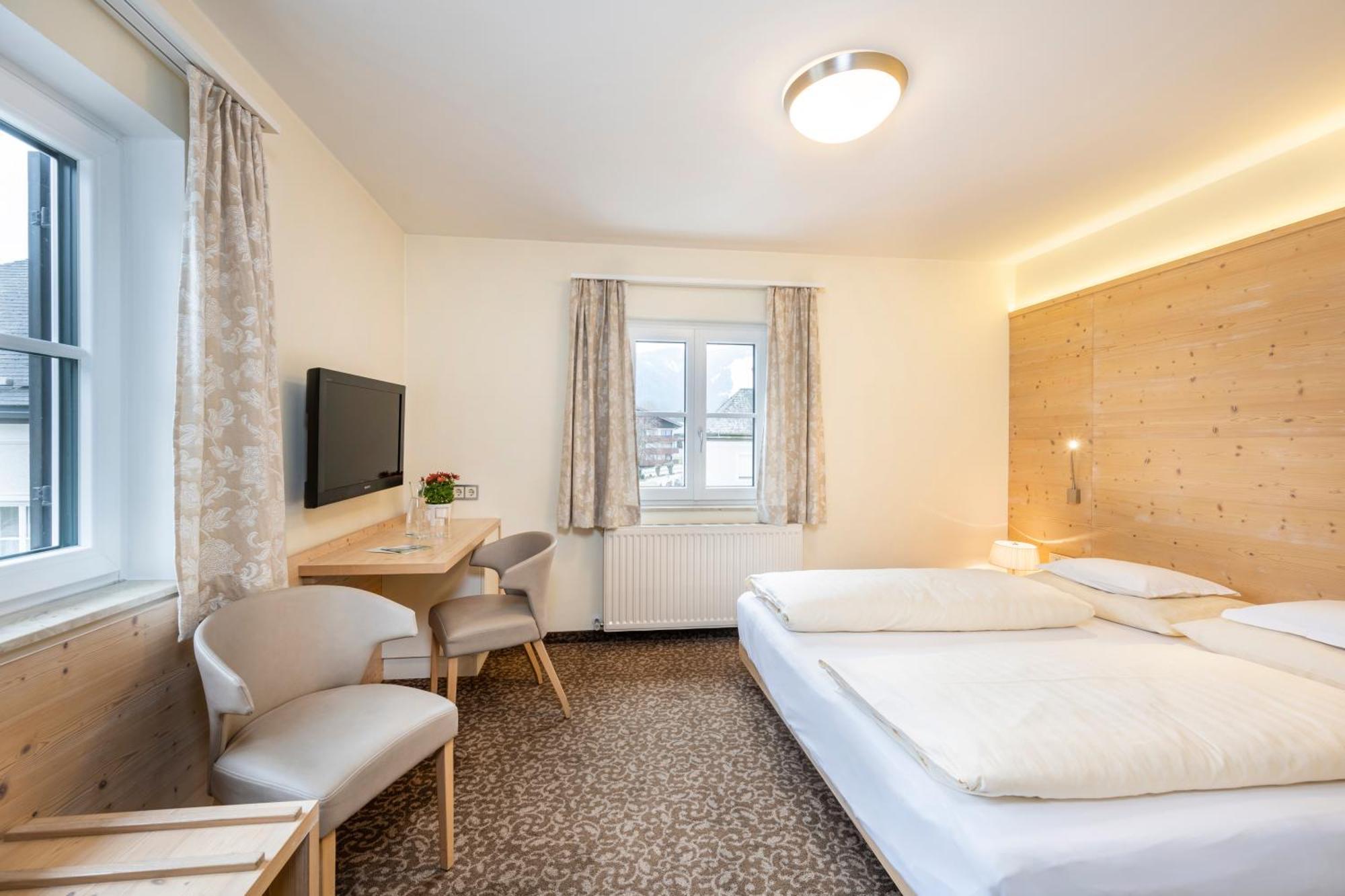 Kirchenwirt Hotel Strobl Buitenkant foto